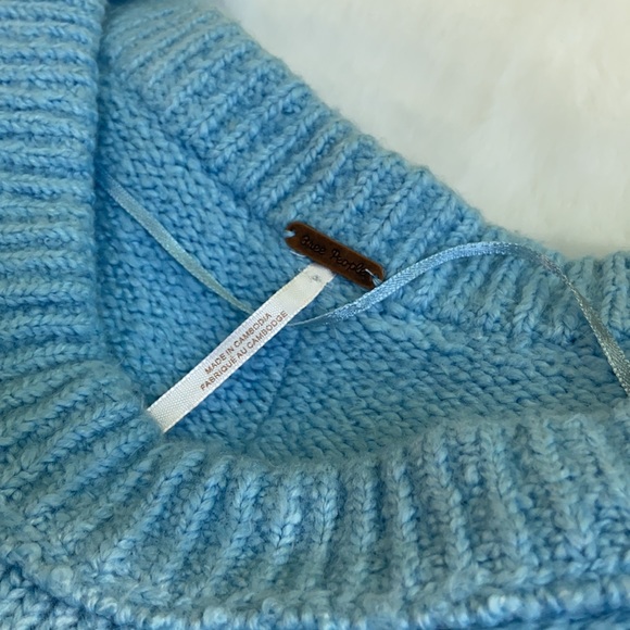 New Free People Brookside Blue sweater - Picture 9 of 9